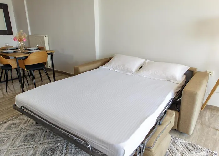 Almyros Aktis Seaview Apartamento Kalamata