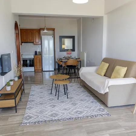 Almyros Aktis Seaview Apartment Kalamata