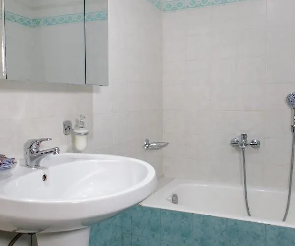 Апартаменты Almyros Aktis Seaview Каламата